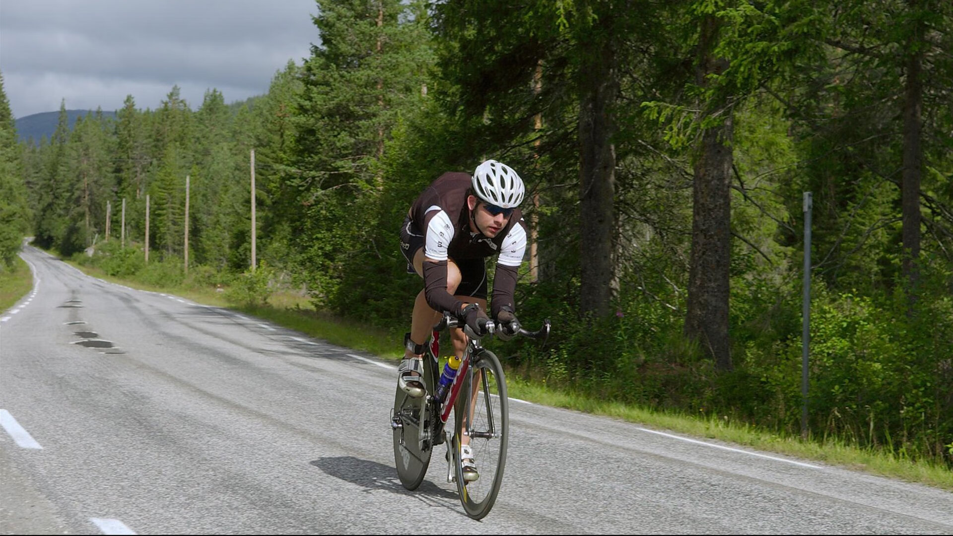 加拿大女子队整体体能储备充足，加拿大女子田径