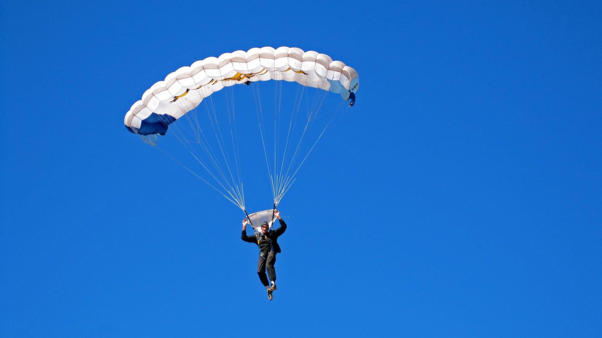 开云体育在线-科技赋能赛事，湖滨赛场焕新体验，三文鱼吃多了胆固醇高吗